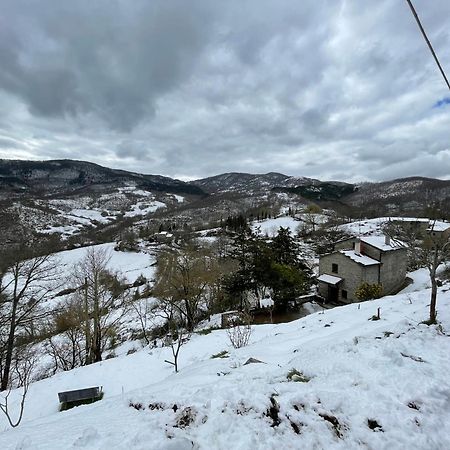 Вилла Poet'S Rest Пьеве-Санто-Стефано Экстерьер фото